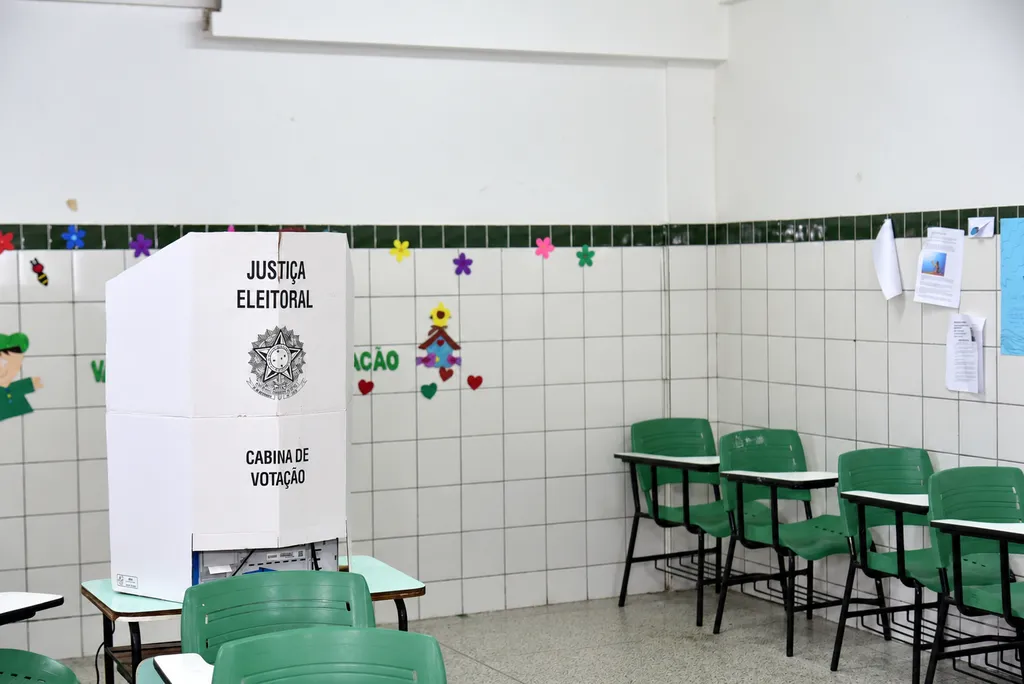 Lula liderou em 39 bairros de Aracaju; Flávio Bolsonaro ficou à frente em três. Veja como votou cada bairro em Aracaju