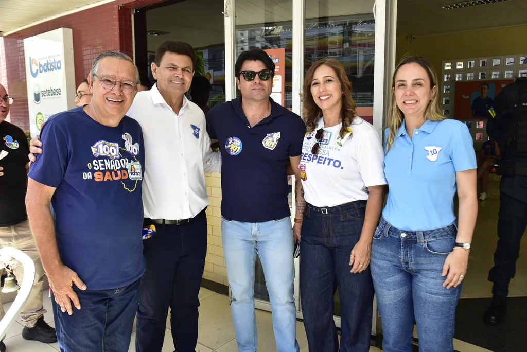 O Candidato Valmir esteve visitando e acompanhando os candidatos de seu partido. (Foto: Roberto Verona)
